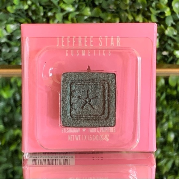 Jeffree Star Secret Stash Single Eyeshadow NEW - Picture 1 of 6